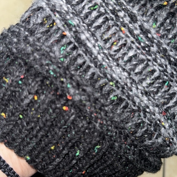 Flecked Ombre CC Messy Bun Beanie Tail - Picture 6 of 9